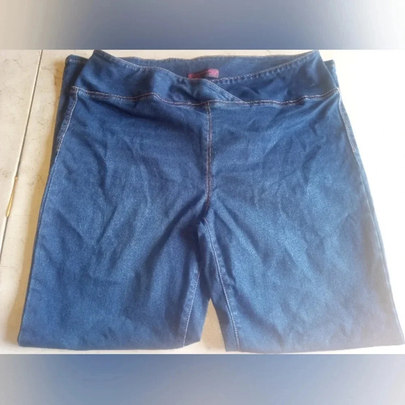 No boundaries jeans NEW‎ 21 - Picture 1 of 6